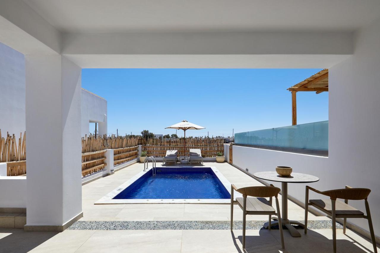 Sea Breeze Santorini Beach Resort, Curio By Hilton Agios Georgios  Kültér fotó