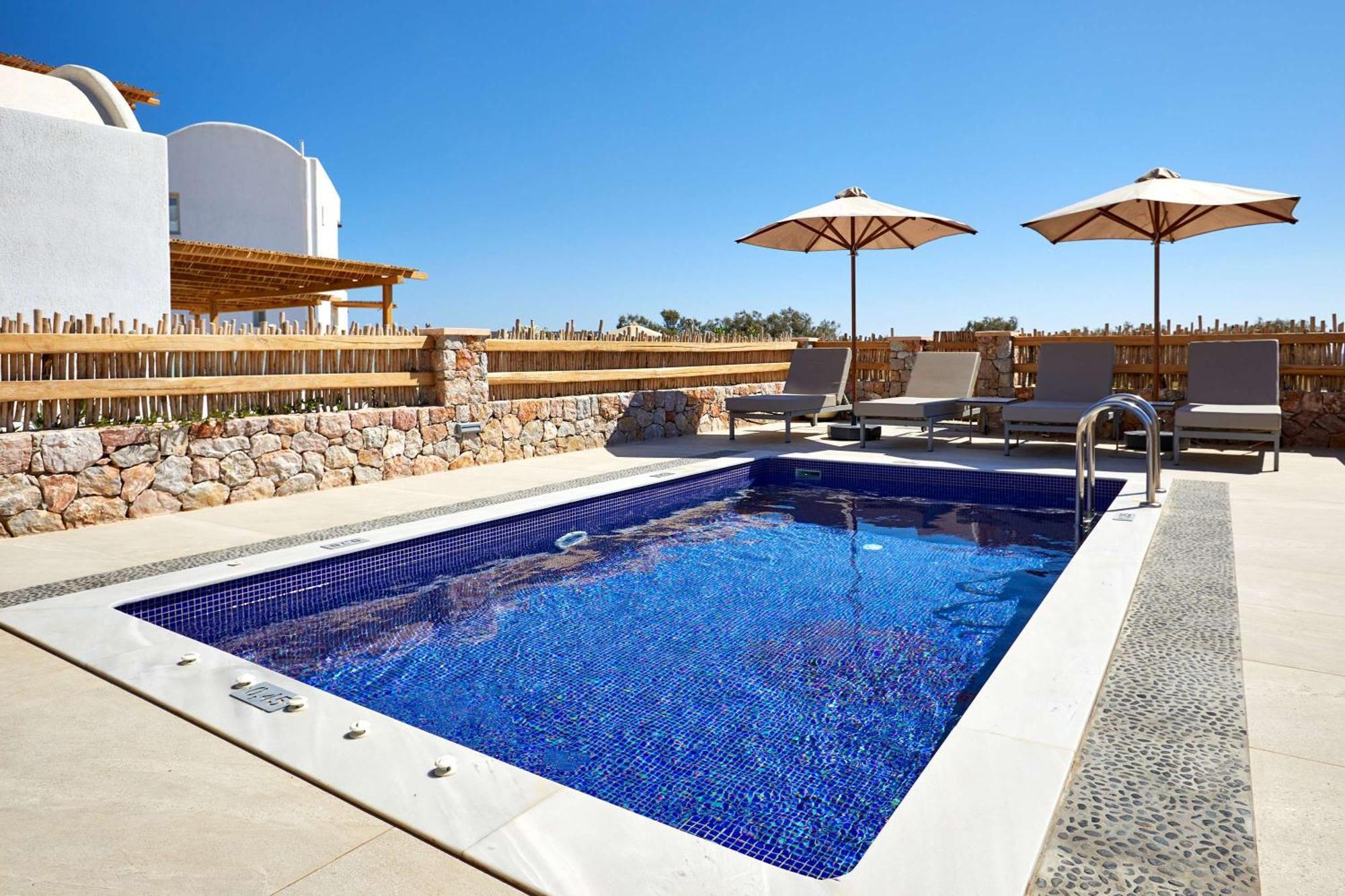 Sea Breeze Santorini Beach Resort, Curio By Hilton Agios Georgios  Kültér fotó